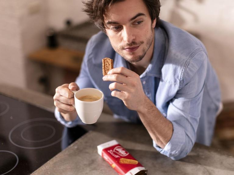 Pillar 1: Lotus Biscoff Cookie