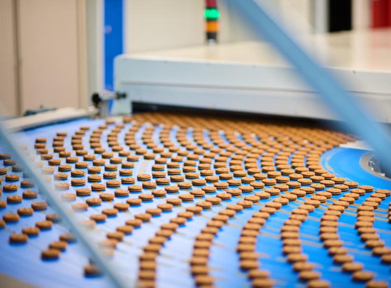 Production Biscoff® sandwich cookie Production Biscoff® sandwich cookie