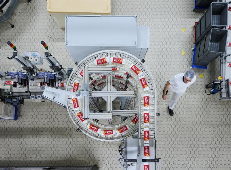 Production Biscoff® cookie Production Biscoff® cookie