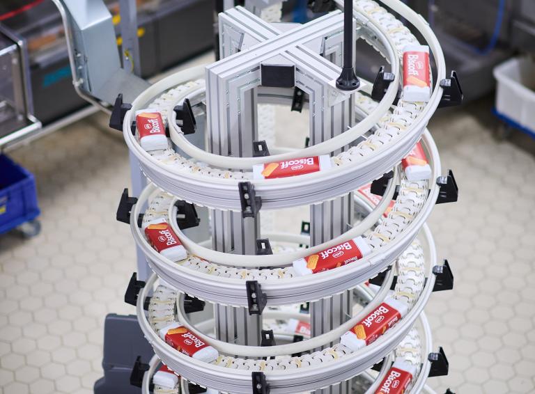 Production Biscoff® cookie Production Biscoff® cookie