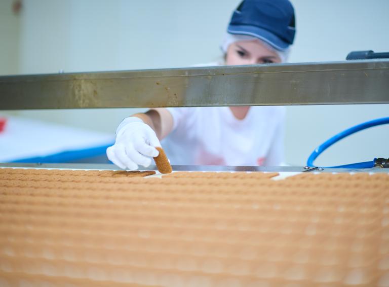 Production Biscoff® cookie Production Biscoff® cookie