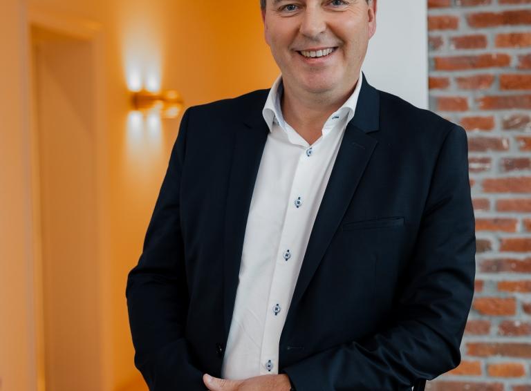 Mike Cuvelier, CFO Mike Cuvelier, CFO